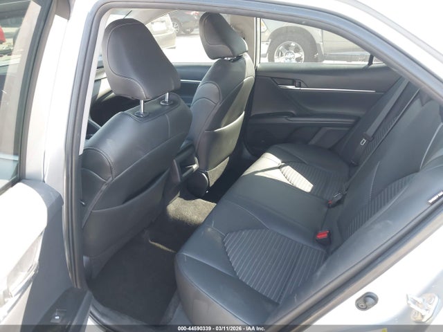 4T1B11HK5KU190709 Toyota CAMRY SE