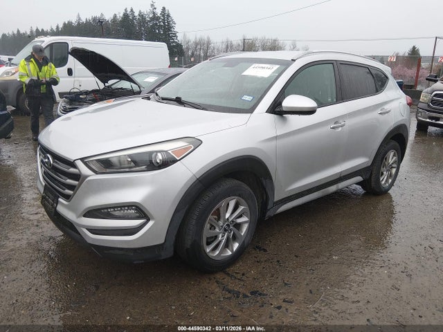 Hyundai TUCSON SEL 2018 KM8J33A46JU695847 Image 2