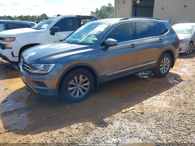 44590378 :رقم المزاد ، 3VV2B7AX5JM163816 vin ، 2018 Volkswagen Tiguan 2.0t Se/2.0t Sel مزاد بيع