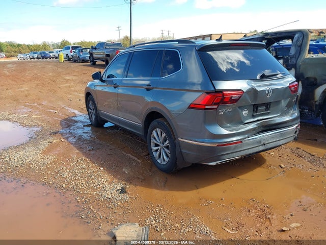 44590378 :رقم المزاد ، 3VV2B7AX5JM163816 vin ، 2018 Volkswagen Tiguan 2.0t Se/2.0t Sel مزاد بيع