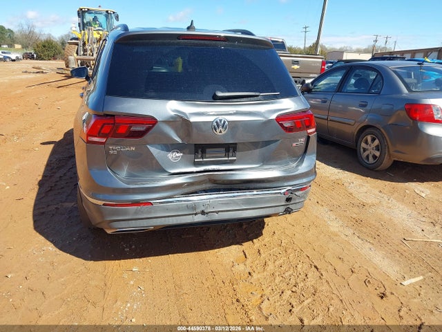 44590378 :رقم المزاد ، 3VV2B7AX5JM163816 vin ، 2018 Volkswagen Tiguan 2.0t Se/2.0t Sel مزاد بيع