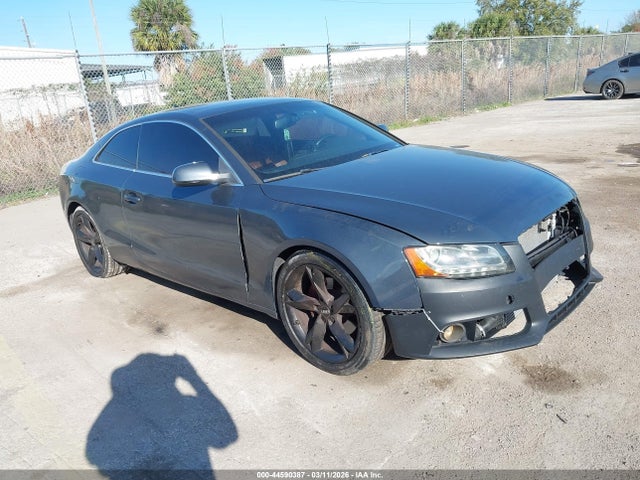 2011 AUDI A5 WAULFAFR1BA043859 Photo 0