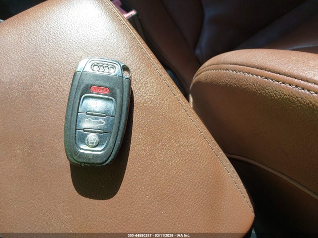 2011 AUDI A5 WAULFAFR1BA043859 Photo 10