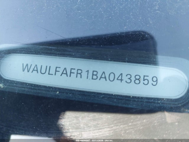 2011 AUDI A5 WAULFAFR1BA043859 Photo 8