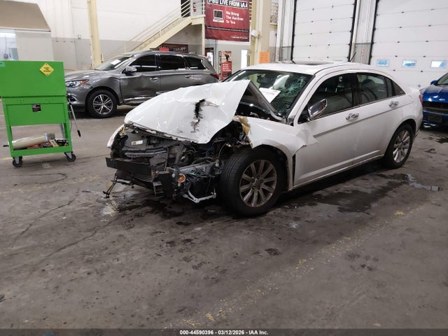 Aukcja sprzedaży 2014 Chrysler 200 Limited, vin: 1C3CCBCG0EN134613, numer aukcji: 44590396