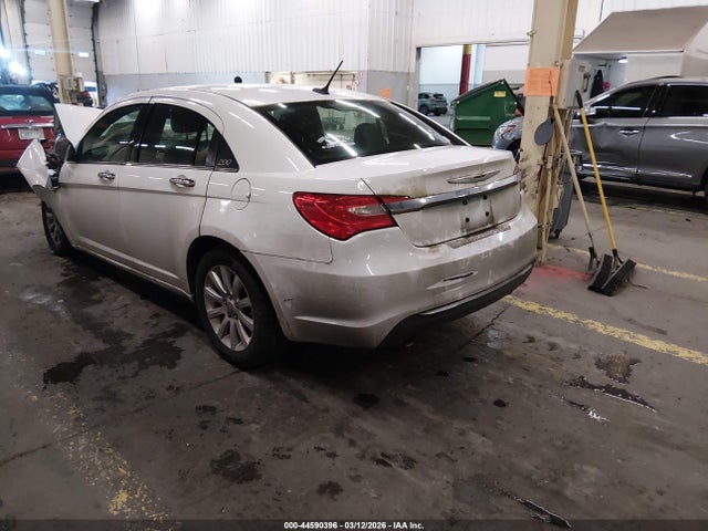 Aukcja sprzedaży 2014 Chrysler 200 Limited, vin: 1C3CCBCG0EN134613, numer aukcji: 44590396