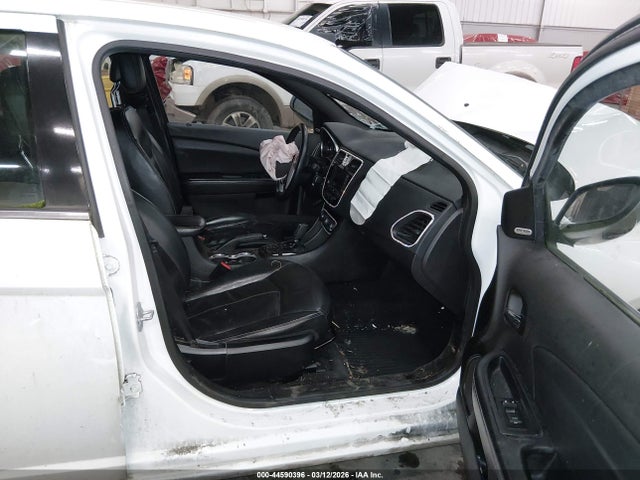 Aukcja sprzedaży 2014 Chrysler 200 Limited, vin: 1C3CCBCG0EN134613, numer aukcji: 44590396