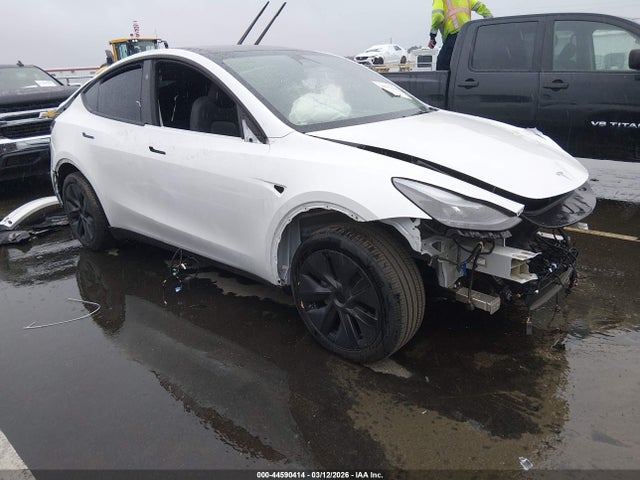 2025 TESLA MODEL Y 7SAYGDED4SA374116 Photo 0
