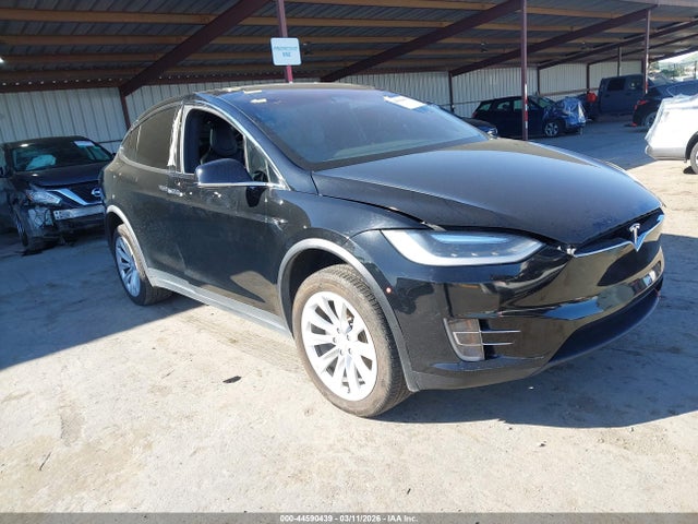 2016 TESLA MODEL X 5YJXCDE24GF030346 Photo 0