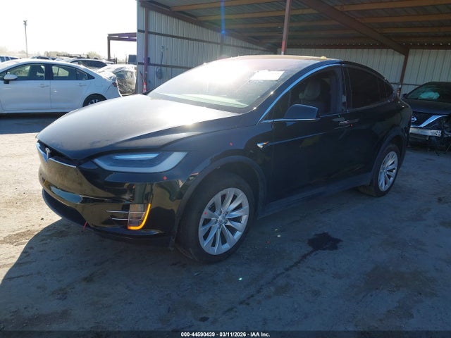 2016 TESLA MODEL X 5YJXCDE24GF030346 Photo 1