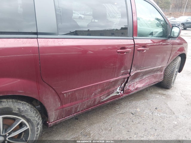 Продажа на аукционе авто 2017 Dodge Grand Caravan Se Plus, vin: 2C4RDGBG3HR743400, номер лота: 44590476