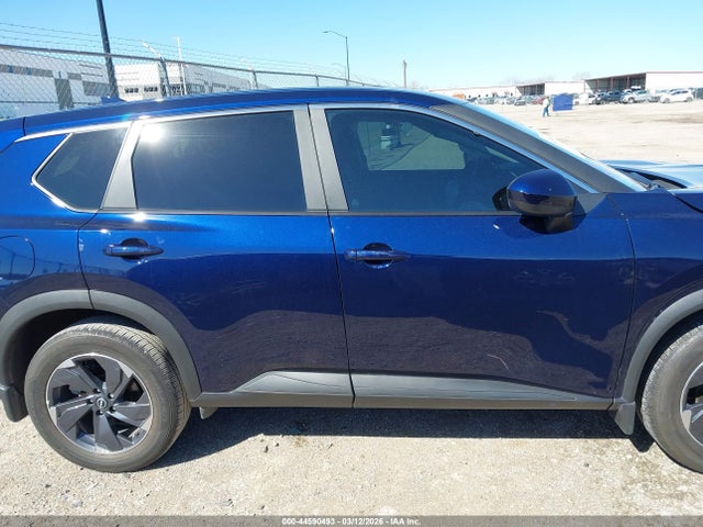 44590493 :رقم المزاد ، 5N1BT3BA8SC851869 vin ، 2025 Nissan Rogue Sv Fwd مزاد بيع