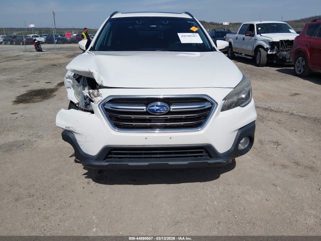 Продаж на аукціоні авто 2018 Subaru Outback 2.5i Touring, vin: 4S4BSATC4J3213124, номер лоту: 44590507