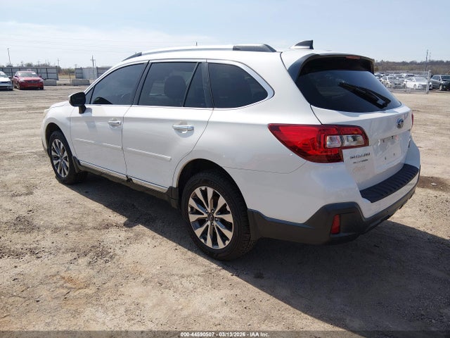 Продаж на аукціоні авто 2018 Subaru Outback 2.5i Touring, vin: 4S4BSATC4J3213124, номер лоту: 44590507