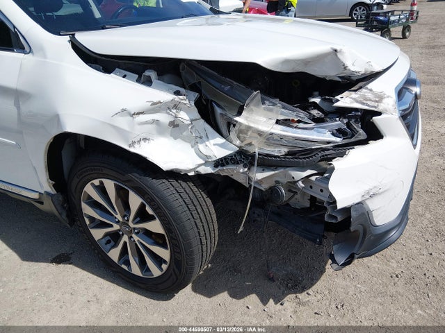 Продаж на аукціоні авто 2018 Subaru Outback 2.5i Touring, vin: 4S4BSATC4J3213124, номер лоту: 44590507