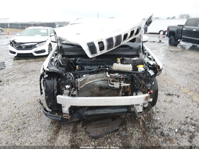 44590531 :رقم المزاد ، 1C4PJLCB8LD514931 vin ، 2020 Jeep Cherokee Latitude Fwd مزاد بيع