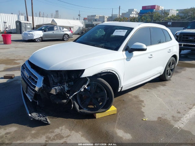 2018 AUDI Q5 WA1ANAFY3J2203134 Photo 1