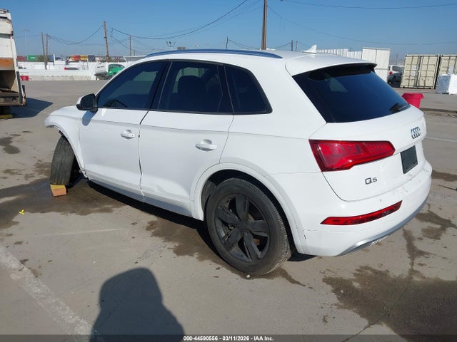 2018 AUDI Q5 WA1ANAFY3J2203134 Photo 2