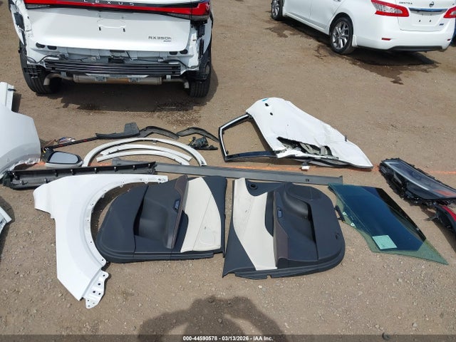 2023 Lexus Rx 350h Luxury მანქანა იყიდება აუქციონზე, vin: 2T2BBMCA4PC021539, აუქციონის ნომერი: 44590578
