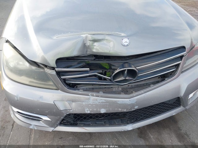 Aukcja sprzedaży 2014 Mercedes-benz C 250 Sport, vin: WDDGF4HB6EA953409, numer aukcji: 44590602