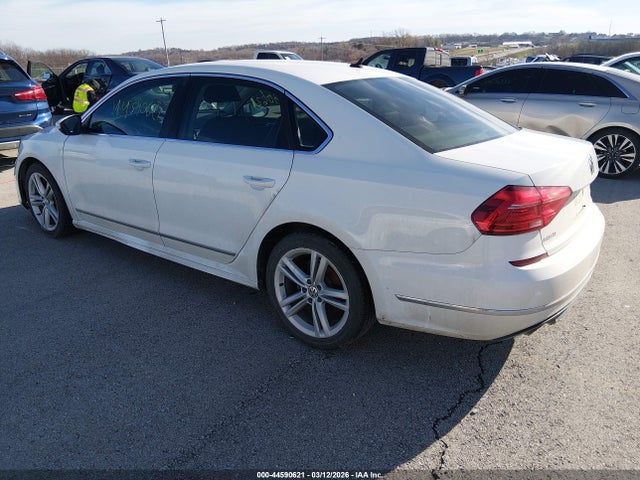 Продаж на аукціоні авто 2016 Volkswagen Passat 1.8t R-line, vin: 1VWAS7A33GC063406, номер лоту: 44590621
