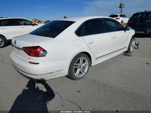 Продаж на аукціоні авто 2016 Volkswagen Passat 1.8t R-line, vin: 1VWAS7A33GC063406, номер лоту: 44590621