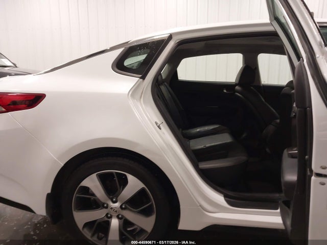 5XXGT4L35KG375497 KIA Optima S