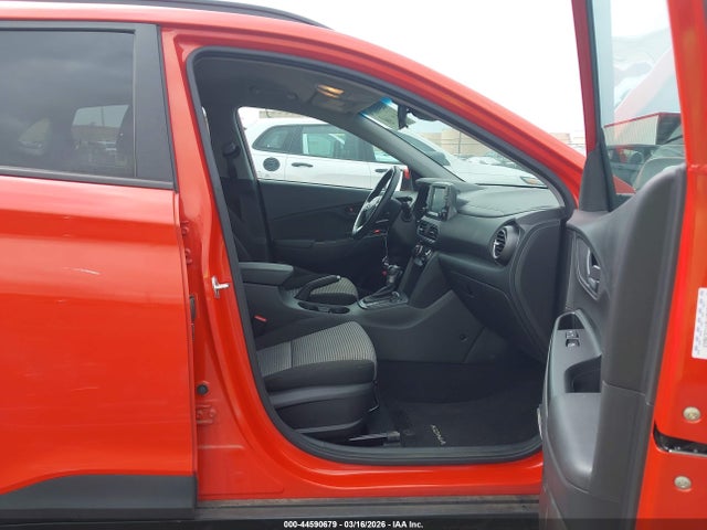 KM8K2CAA8LU506681 Hyundai Kona Sel