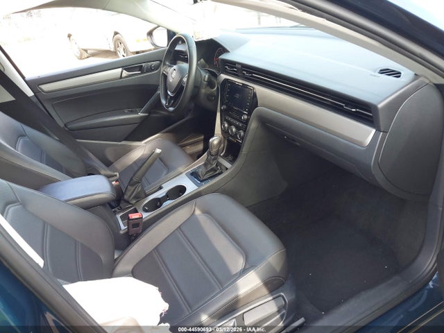 2022 Volkswagen Passat 2.0t Se მანქანა იყიდება აუქციონზე, vin: 1VWSA7A36NC007674, აუქციონის ნომერი: 44590693
