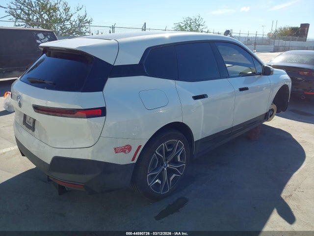 Продаж на аукціоні авто 2024 Bmw Ix Xdrive50, vin: WB523CF08RCN19734, номер лоту: 44590726