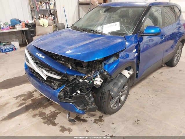Продажа на аукционе авто 2023 Kia Seltos Lx, vin: KNDEPCAA9P7362730, номер лота: 44590741