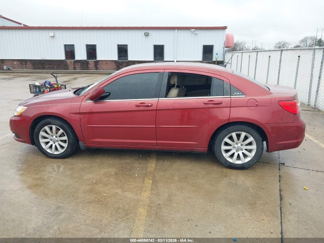 Продаж на аукціоні авто 2014 Chrysler 200 Touring, vin: 1C3CCBBB5EN204743, номер лоту: 44590742