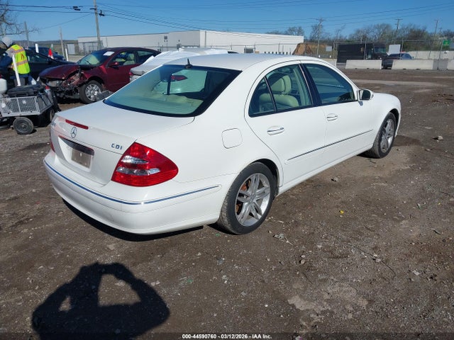 44590760 :رقم المزاد ، WDBUF26J26A961017 vin ، 2006 Mercedes-benz E 320 Cdi مزاد بيع