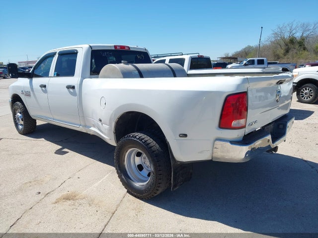 44590771 :رقم المزاد ، 3D73Y4CL1BG543574 vin ، 2011 Ram Ram 3500 St مزاد بيع