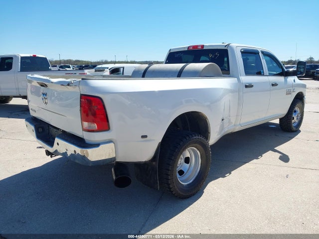 44590771 :رقم المزاد ، 3D73Y4CL1BG543574 vin ، 2011 Ram Ram 3500 St مزاد بيع