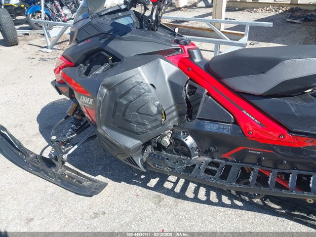 44590781 :رقم المزاد ، YH2LSMSM9SR000106 vin ، 2025 Lynx Xterrain Re 900 Ace Turbo R مزاد بيع