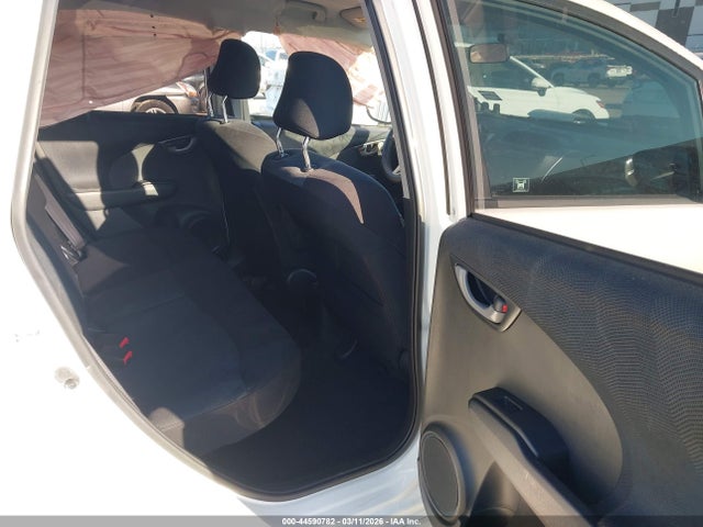 44590782 :رقم المزاد ، JHMGE8H57BC026304 vin ، 2011 Honda Fit Sport مزاد بيع