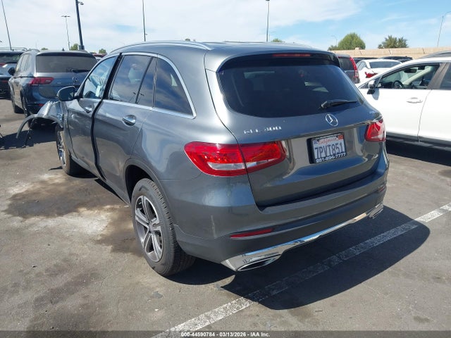 2016 MERCEDES-BENZ GLC 300 WDC0G4KB5GF011630 Photo 2