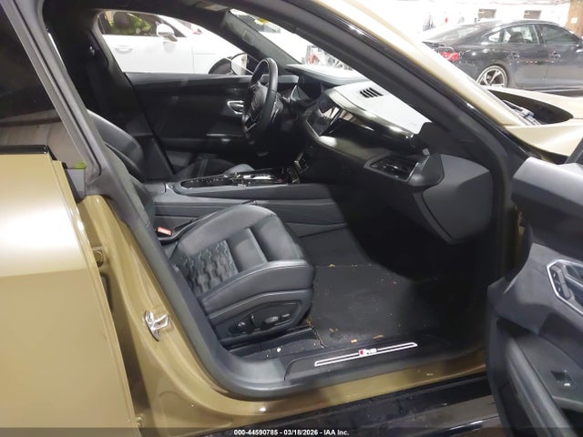 Aukcja sprzedaży 2023 Audi Rs E-tron Gt Quattro, vin: WAUBHBFW8P7903049, numer aukcji: 44590785