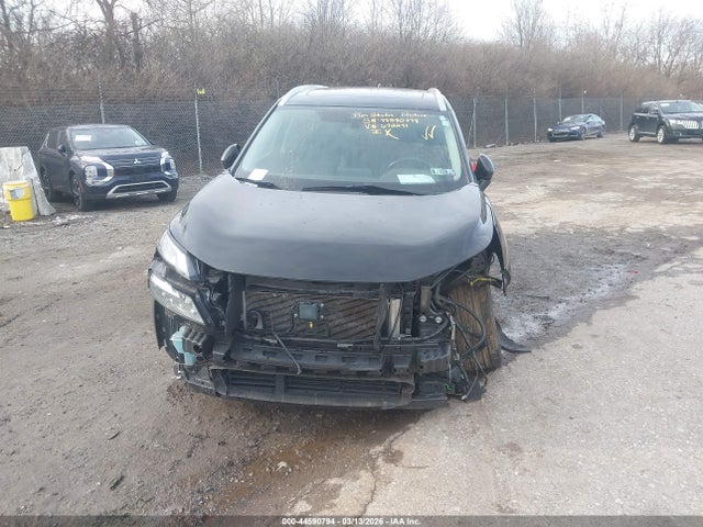 5N1AT3BB0MC692241 Nissan Rogue Sv Intelligent Awd