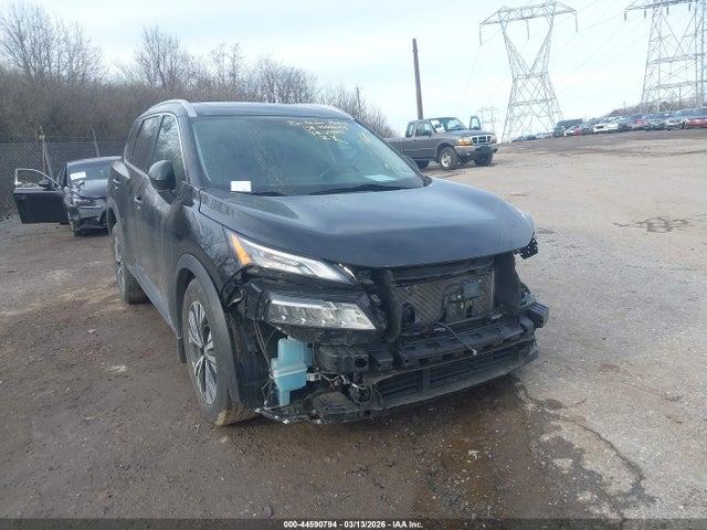 5N1AT3BB0MC692241 Nissan Rogue Sv Intelligent Awd