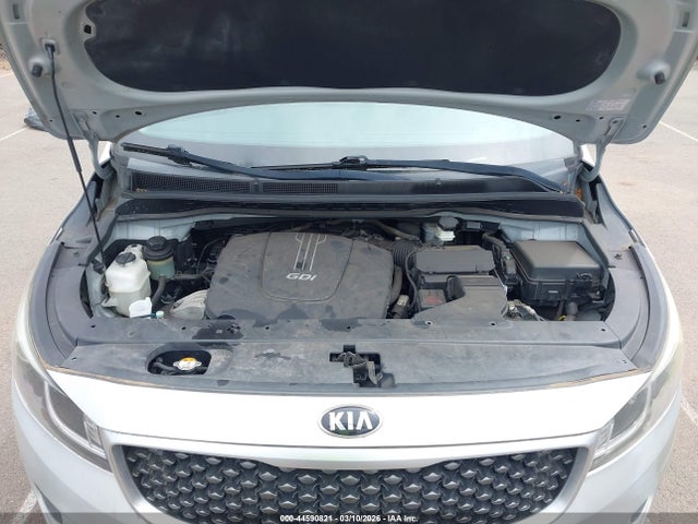 KNDMB5C10G6131868 KIA SEDONA LX