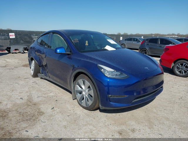 Продаж на аукціоні авто 2022 Tesla Model Y Long Range Dual Motor All-wheel Drive, vin: 7SAYGAEE0NF428929, номер лоту: 44590824