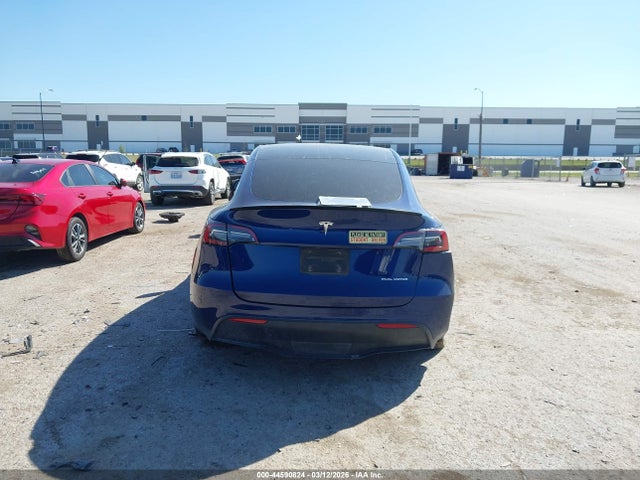Продаж на аукціоні авто 2022 Tesla Model Y Long Range Dual Motor All-wheel Drive, vin: 7SAYGAEE0NF428929, номер лоту: 44590824