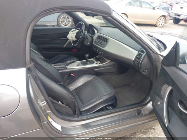 2003 Bmw Z4 2.5i მანქანა იყიდება აუქციონზე, vin: 4USBT33433LR62032, აუქციონის ნომერი: 44590844