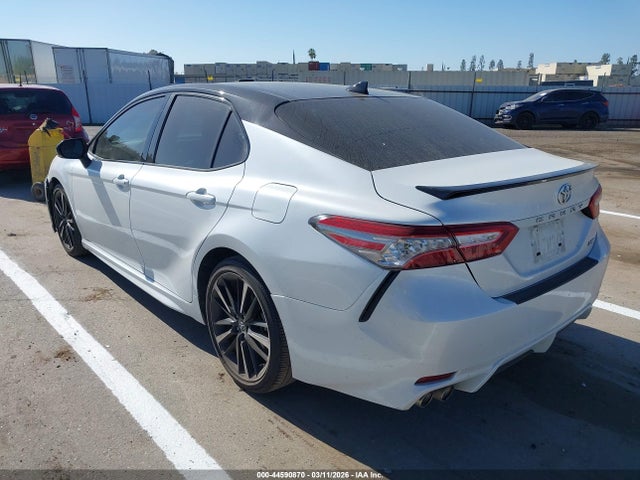 Toyota CAMRY XSE 2019 4T1B61HK2KU296732 Image 3