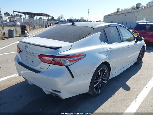 Toyota CAMRY XSE 2019 4T1B61HK2KU296732 Image 4