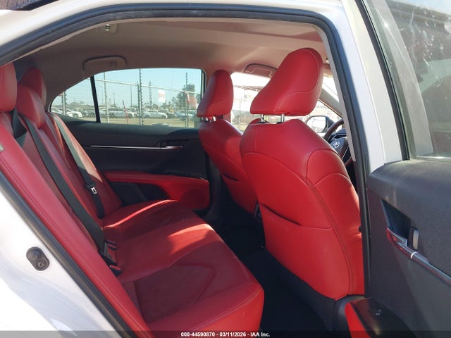 Toyota CAMRY XSE 2019 4T1B61HK2KU296732 Image 8