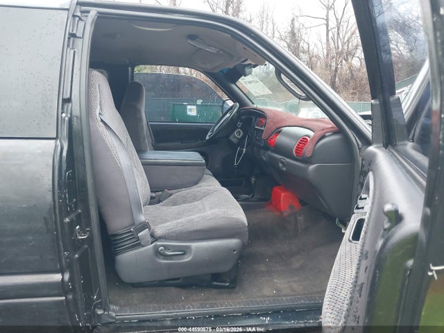 2000 DODGE RAM 1500 3B7HF13Y7YG114903 Photo 4