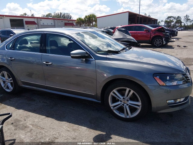 Продаж на аукціоні авто 2015 Volkswagen Passat 1.8t Se, vin: 1VWBT7A34FC041463, номер лоту: 44590881